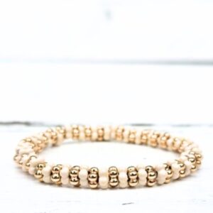 Natuurlijk zijn de flower armbanden van Label Six ook verkrijgbaar in de voorjaarskleuren!