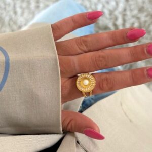 White sun ring