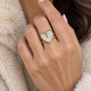 Ring Ivory Heart